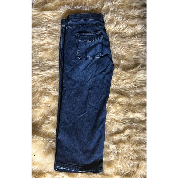 Woman’s Levi Capri Jeans Size 12 - Picture 2 of 10